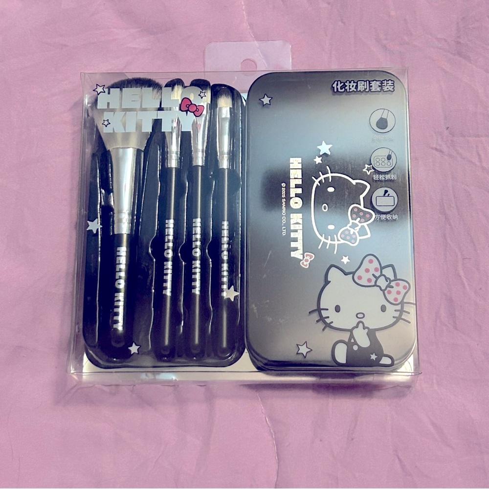 Hello Kitty Bundle - Picture 5 of 6